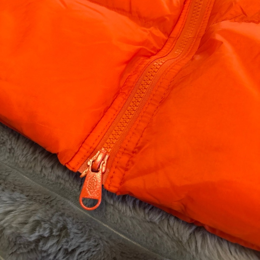 NWOT free people PrimaLoft Puffer Vest Orange Quilted Insulated Outerwear Medium - Picture 9 of 10